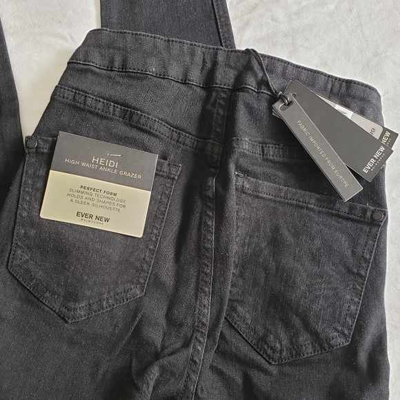 EverNew Black high rise denim - Picture 2 of 4
